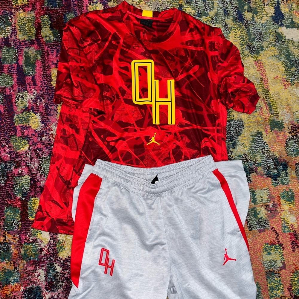 Brand new jordan oak hill shirt + sweatpants